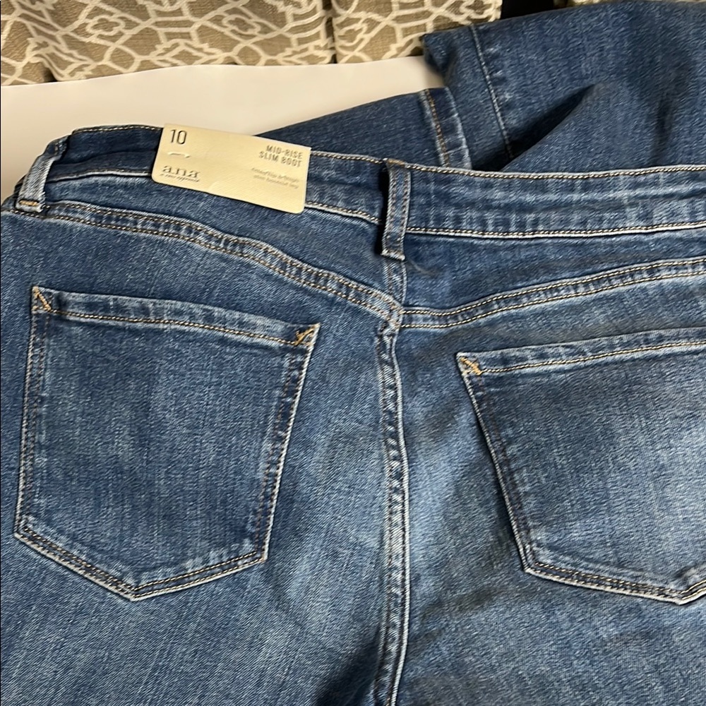 a.n.a Women's Medium Blue Wide Leg Jeans - Picture 5 of 5